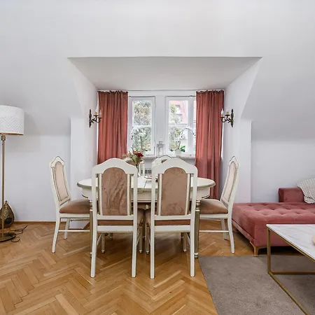 Lumina Spacious In The Old Town * Warschau